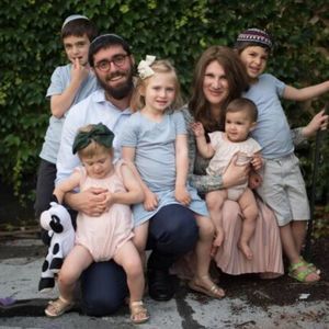 Meet your Posher, Chanchi